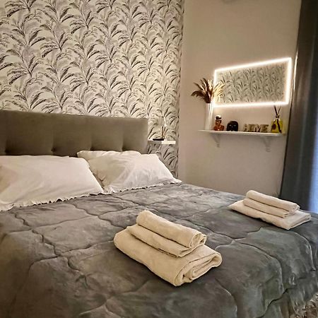 Napoli Verace - Centro Storico Spaccanapoli Apartment エクステリア 写真
